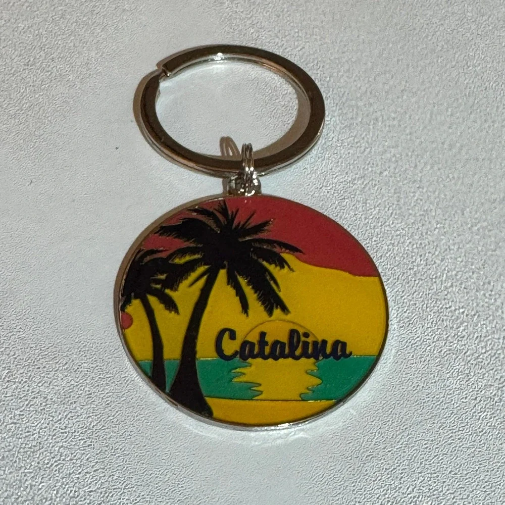 Catalina Florida‎ Souvenir Round Keychain Tropical Palm Tree Sunset Design